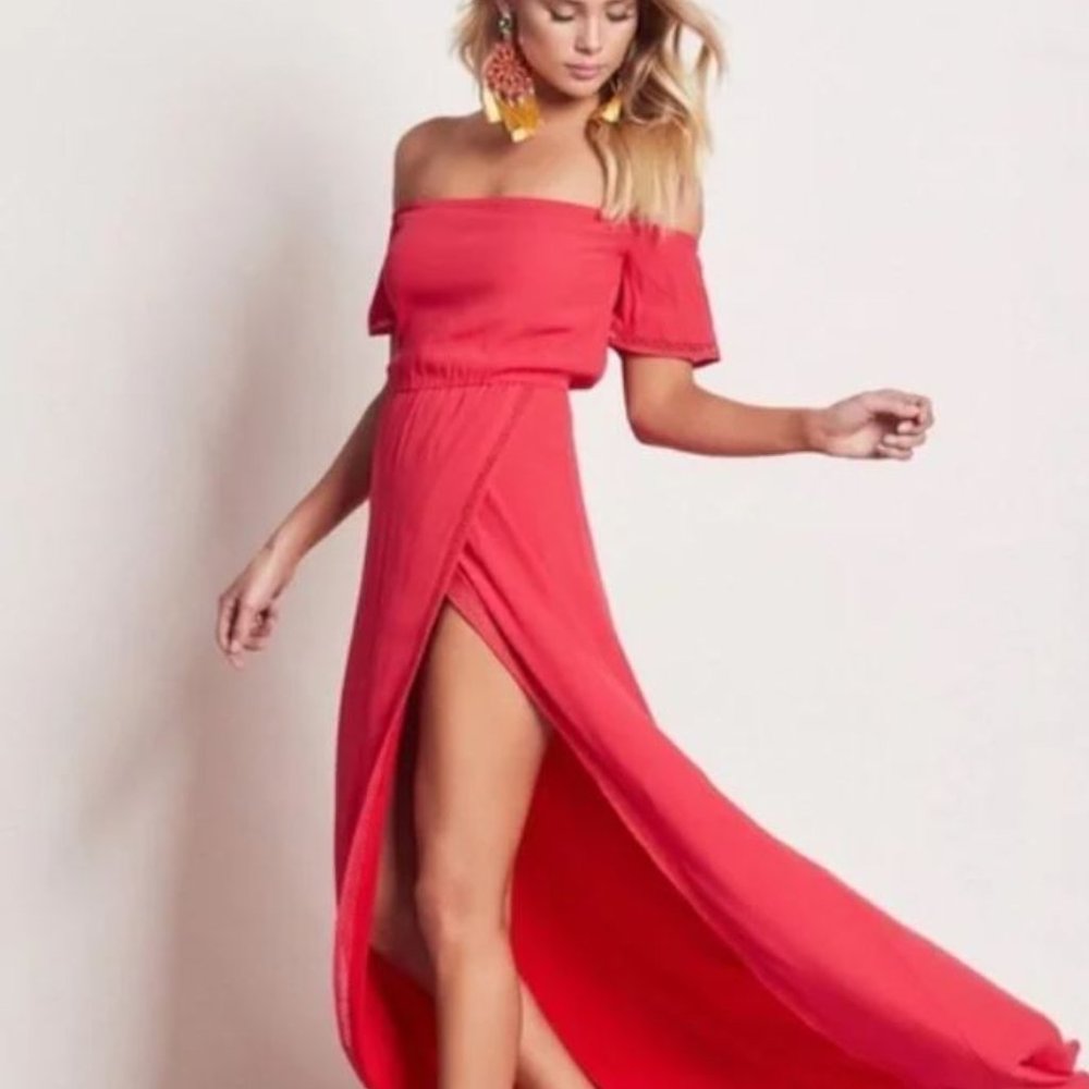 Lovers + Friends Red Maxi Off the Shoulder Dress Size M